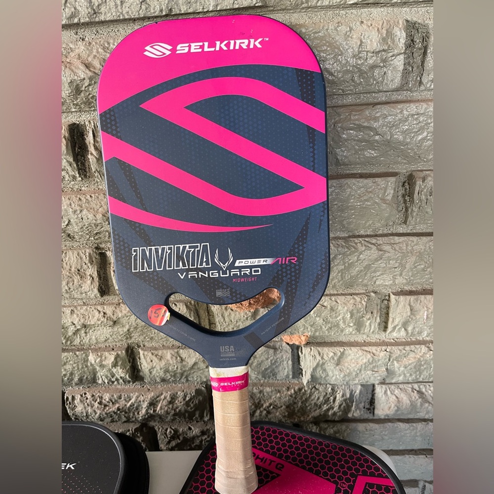 Selkirk Invikta Vanguard power air mid weight!